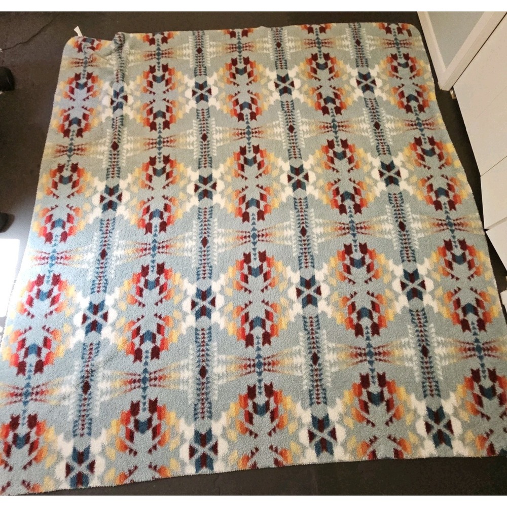 Pendleton Sherpa QUEEN Fleece Blanket Aztec Legend Lake Aqua Blue Sky Southwest